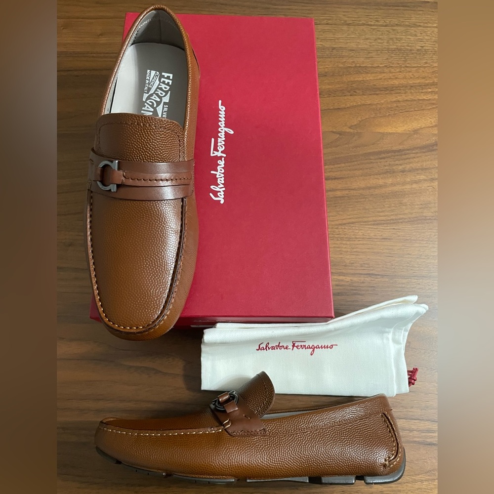 Salvatore Ferragamo Remar Radica Pebble Calf Drivers